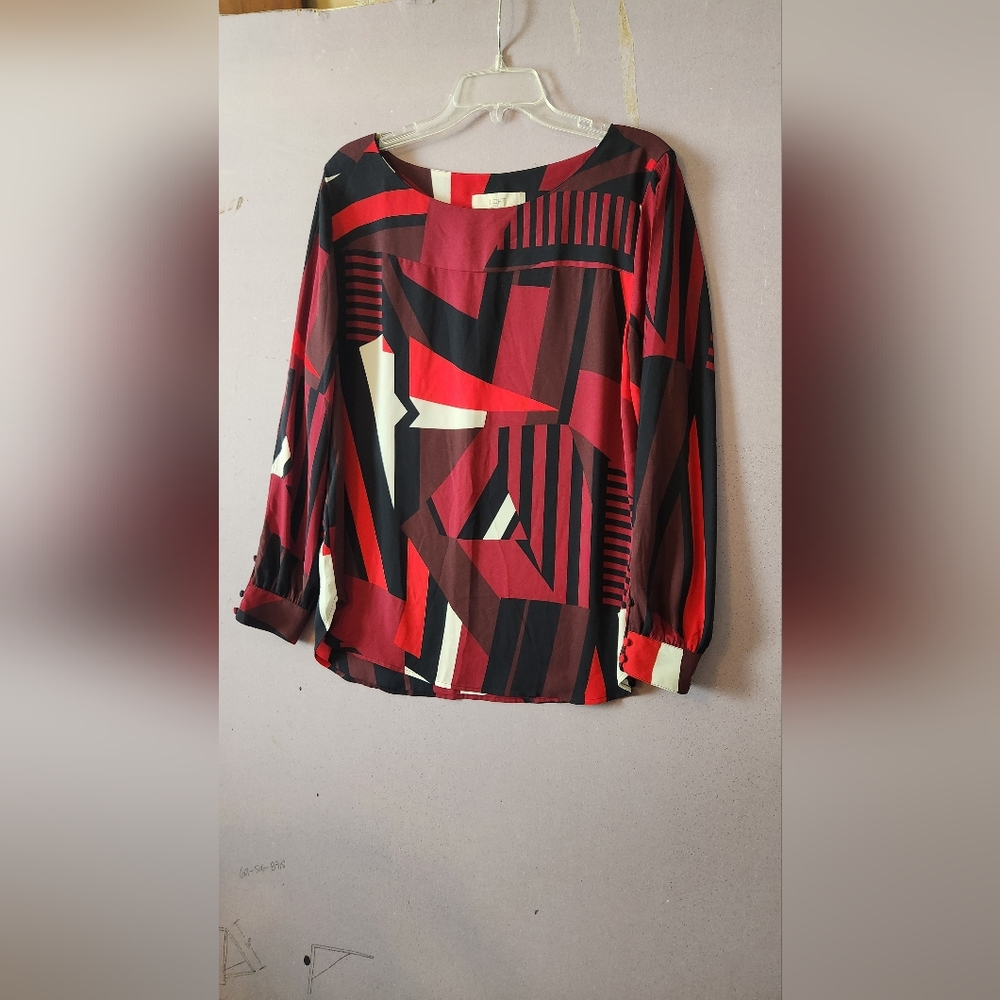 Multi colored peek sleeve blouse